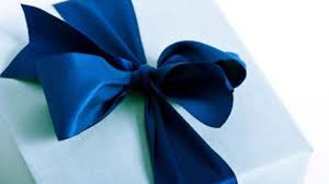 كيف أتعامل مع صديقتي وقد ردت هديتي؟