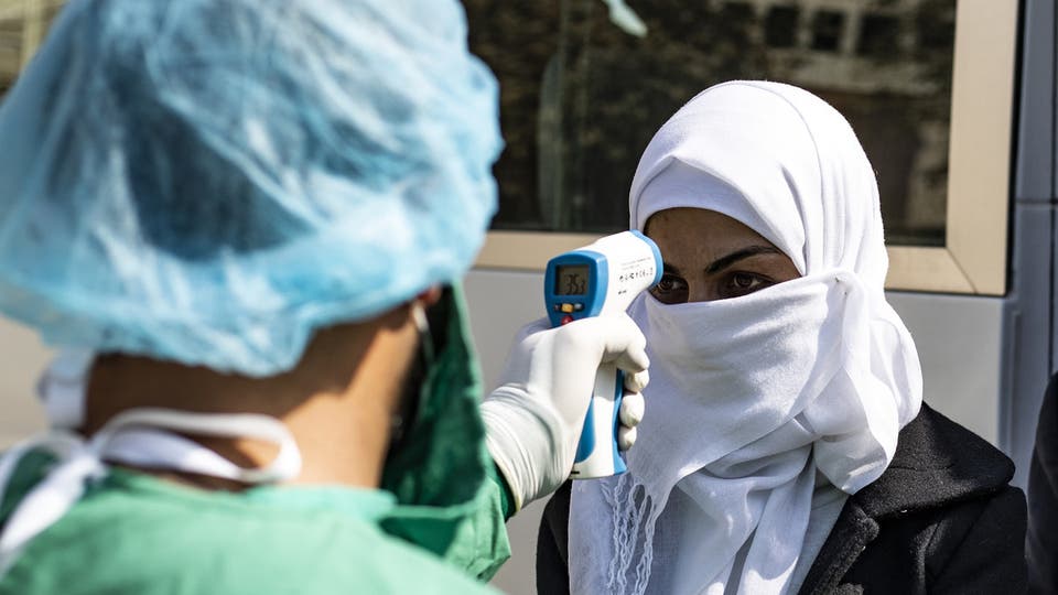 العراق ..  أغان وموسيقى تراثية داخل الحجر - فيديو