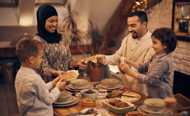 كيف تأكل في رمضان وما الترتيب المثالي للوجبات؟