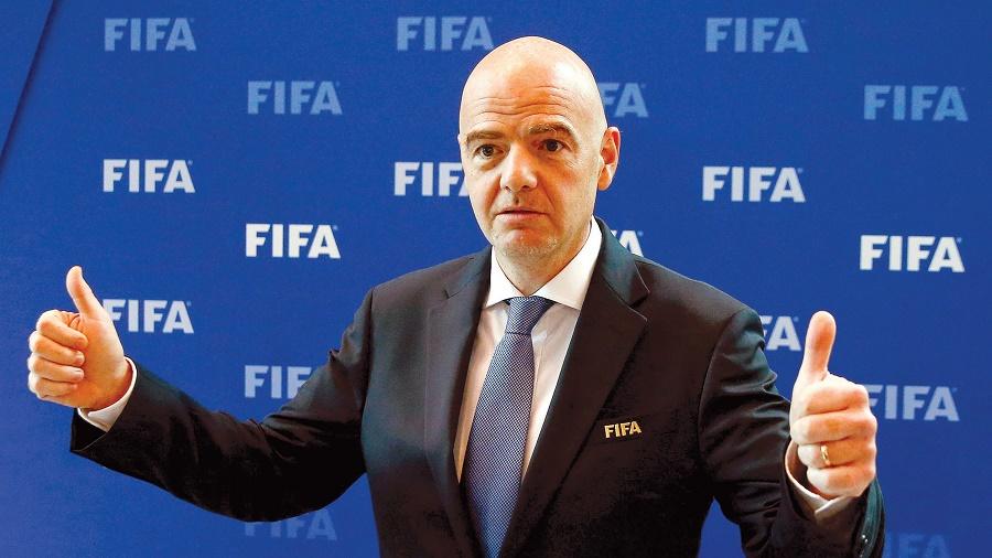 فيفا يدعو روسيا وأوكرانيا لوقف إطلاق النار خلال المونديال