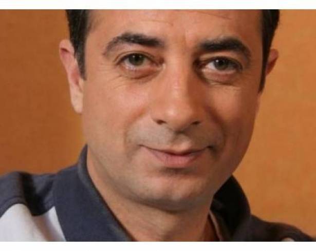 بالصورة  ..  تعرفوا إلى عائلة اندريه سكاف ..  جمال ابنته سيدهشكم