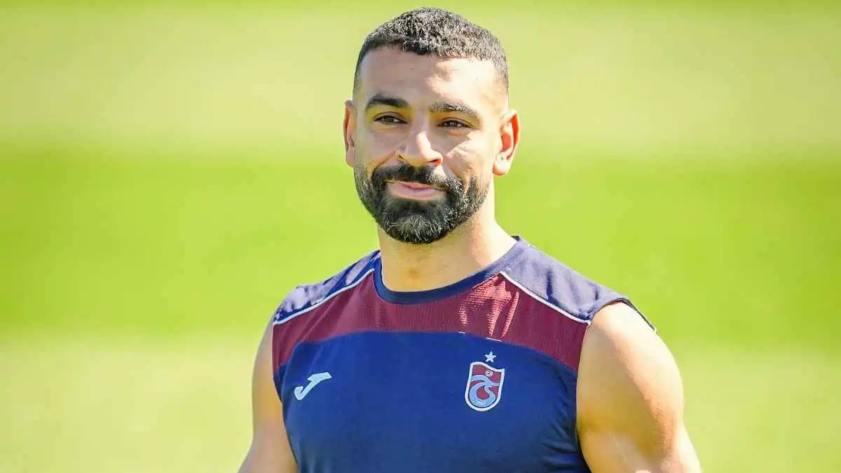 أعاد الزمن إلى الخلف ..  محمد صلاح يصنع معجزة في تركيا  