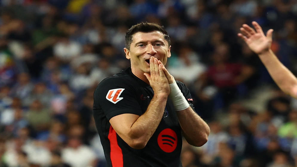 ليفاندوفسكي يتعاقد مع شيكاغو فاير الأميركي