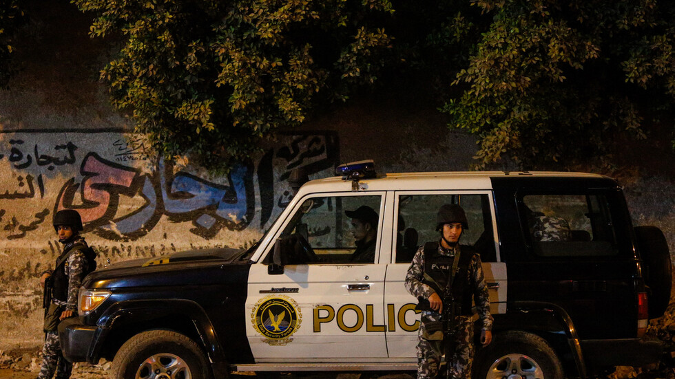 مصر ..  القبض على سيدة هاربة من أحكام بالسجن تبلغ 3 قرون ونصف 