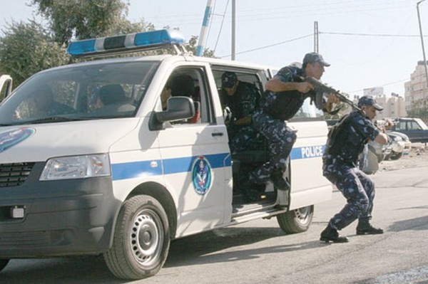 الشرطة والمخابرات العامة تحرران مواطناً اختُطف من مدينة الخليل   