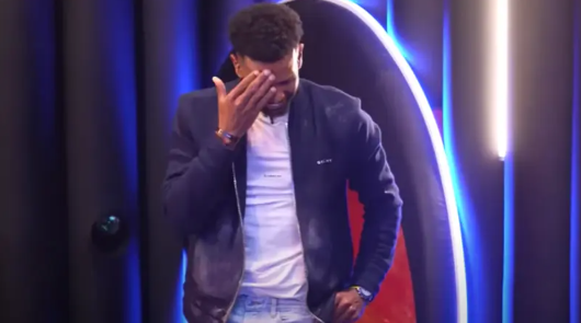 مدافع الهلال علي البليهي يخرج عن طوره ..  ويلعن رامز جلال