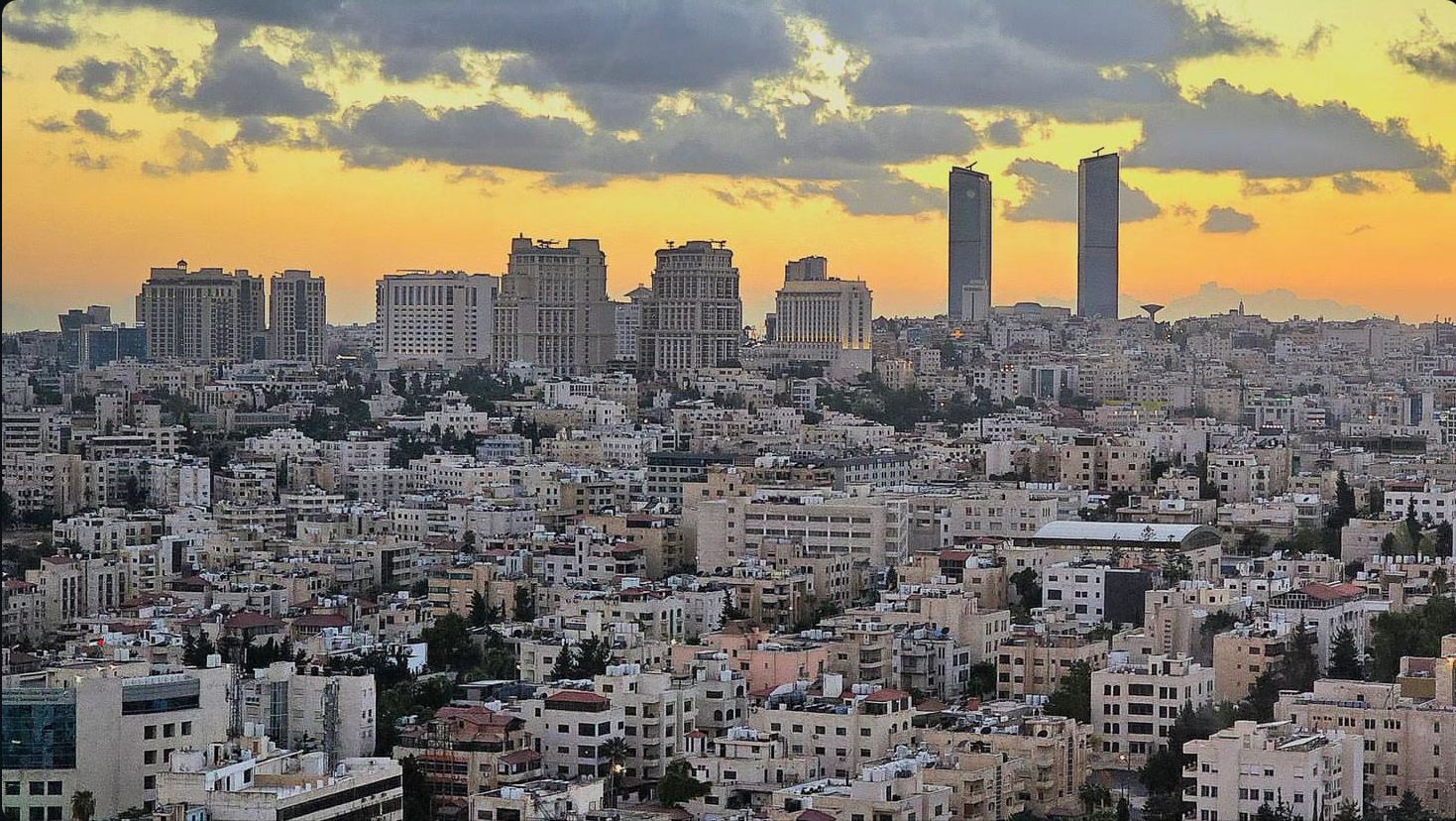 طقس لطيف وغائم جزئيًا اليوم