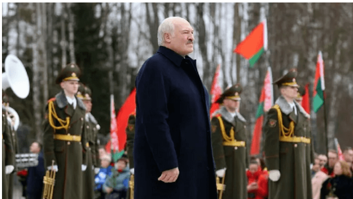 رئيس بيلاروس: حرب عالمية ثالثة نووية تلوح في الأفق