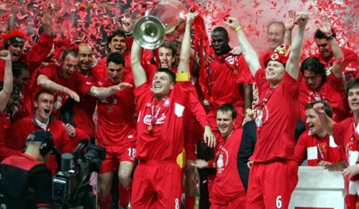 نجم ليفربول يواجه الإفلاس ويبيع ميدالية أبطال أوروبا