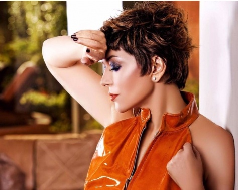 فيديو نادر : سميرة سعيد تغني قبل 37 عاماً ..  شاهدوا كيف كانت ملامحها