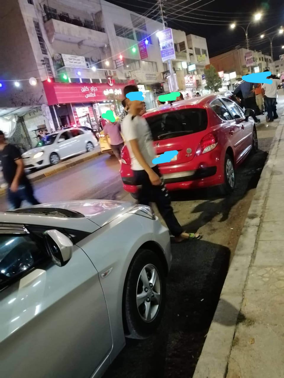 ثلاث اصابات اثر مشاجرة في الزرقاء " صور" 