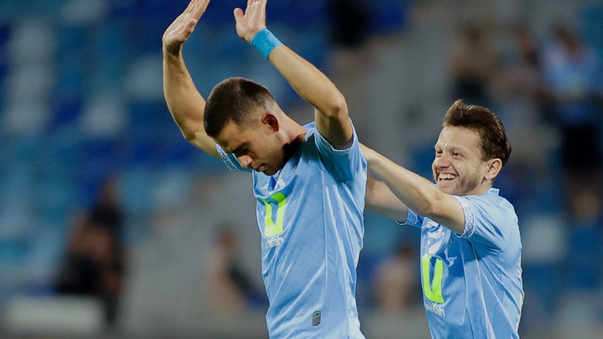 الفيصلي يفوز على السلط بثنائية