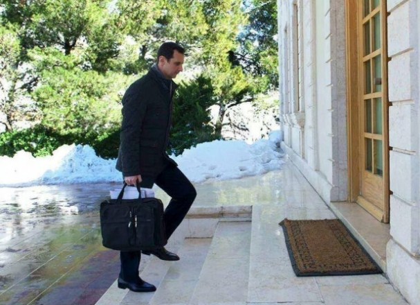 بعد الضربة الامريكية  ..  الأسد لم يعد ينام في قصره و يمارس عمله في منزل مجهول "تفاصيل"