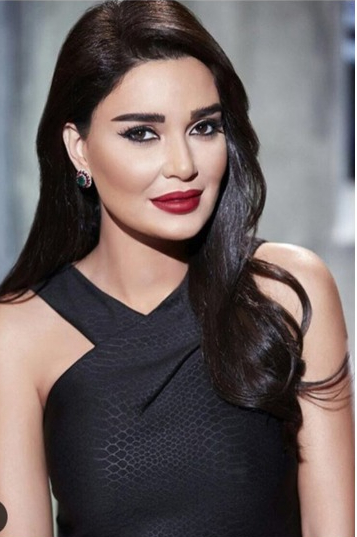 سيرين عبدالنور توجّه رسالة قاسية للمتطفلين على حياتها- صورة 