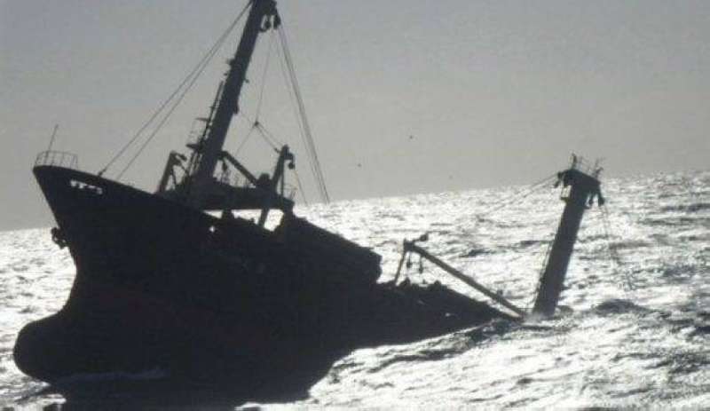 فقدان 39 شخص إثر غرق سفينة صيد صينية في المحيط الهندي