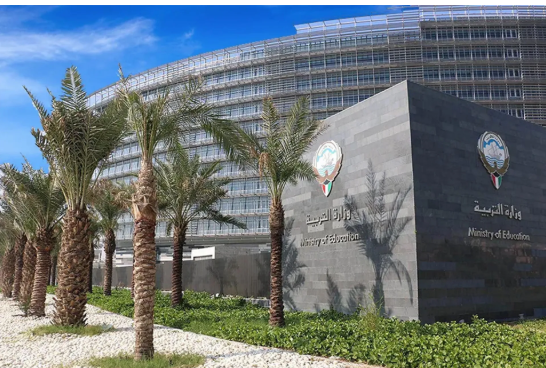 في المرحلة الاولى فقط  ..  الكويت تبدأ إنهاء خدمات 7019 معلما عربيا