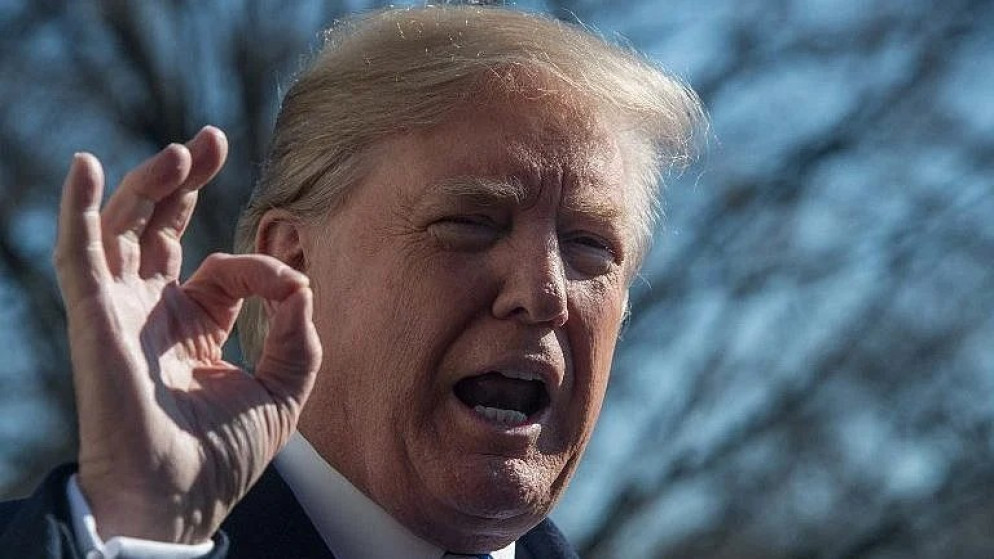 ترامب يهدد فرنسا بفرض رسوم جمركية بنسبة 200% على صادرات المشروبات الروحية #سرايا 