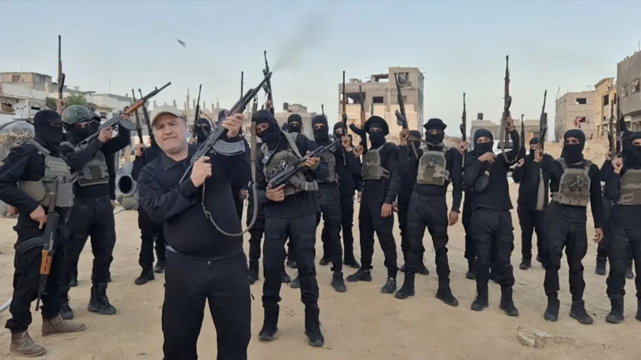 إعلام عبري : ميليشيات مسلحة تدعمها "إسرائيل" في غزة ترتكب جرائم حرب