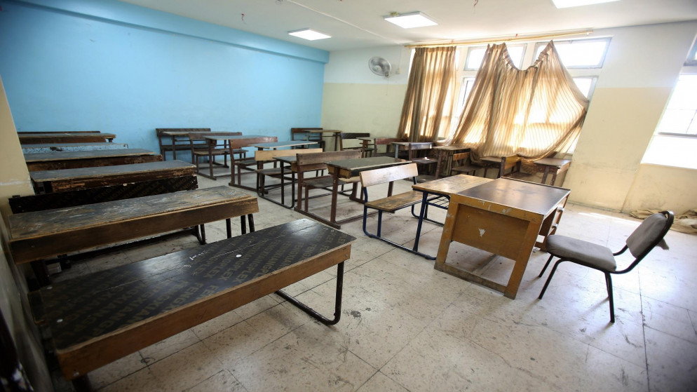نحو 800 مدرسة حكومية تحقق شرط إعطاء مساحة مترين مربعين للطالب