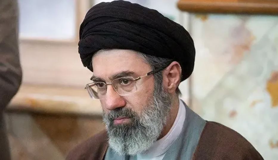 المرشد الأعلى الإيراني يوجّه بالرد الفوري على أي تهديد
