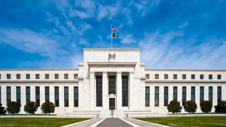 توقعات بتثبيت سعر الفائدة في اجتماع "الفيدرالي" الأميركي اليوم