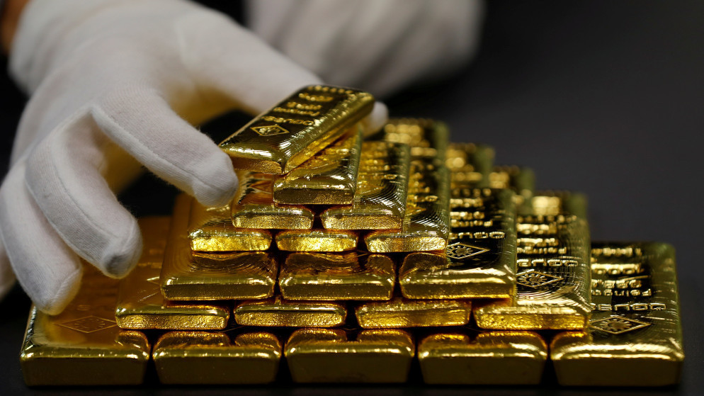 لأول مرة ..  الذهب يتجاوز 3900 دولار للأونصة