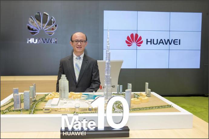 مجموعة HUAWEI لأعمال المستهلكين تفتتح متجرا لتجارب العملاء – الأول من نوعه – في دبي