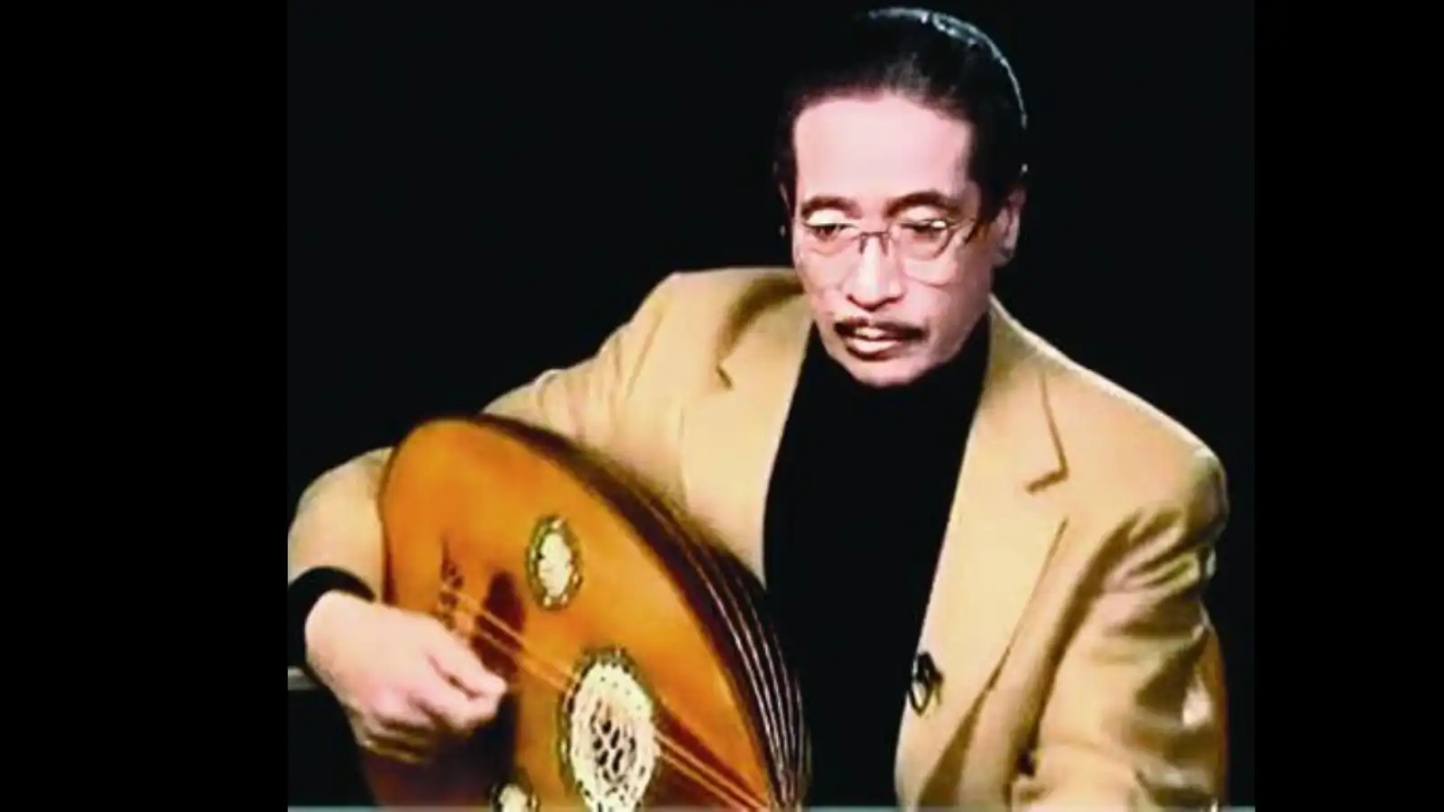 في ذكرى رحيله ..  لماذا باع الموسيقار محمد الموجي أثاث شقته؟ 