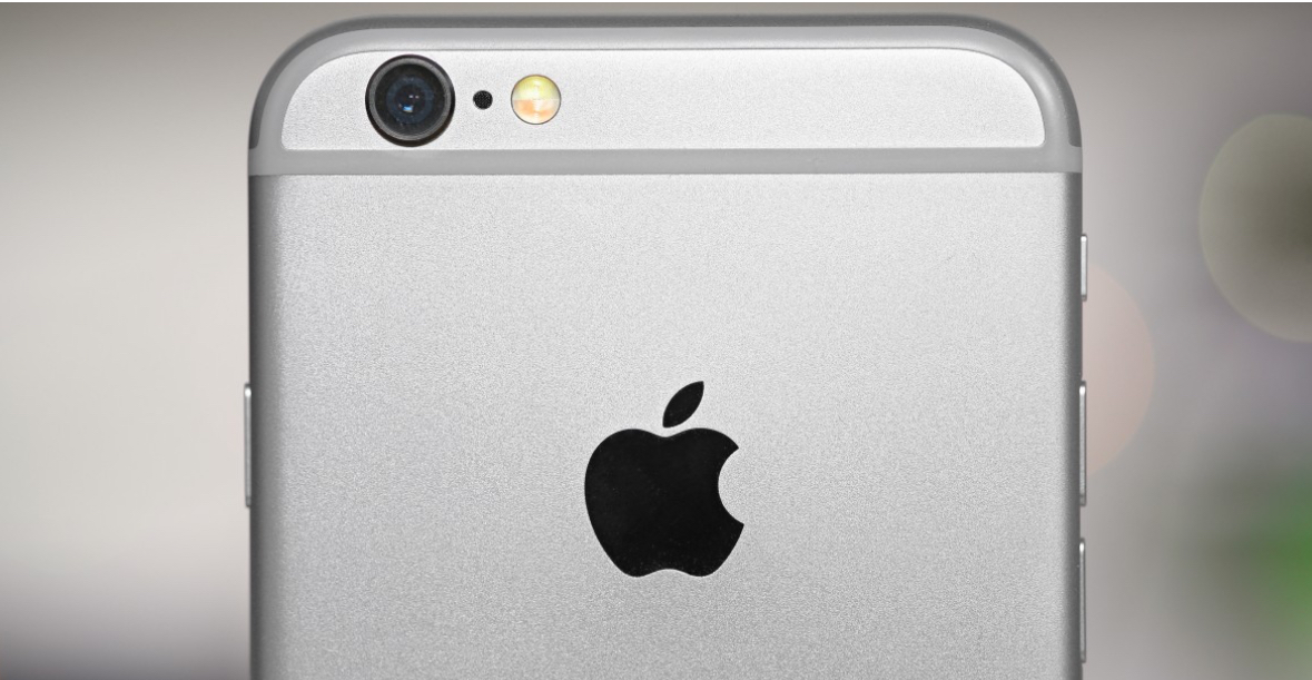 تحديث iOS جديد يصل إلى هواتف آيفون 5s وآيفون 6 ويعيد إحياء الأجهزة القديمة