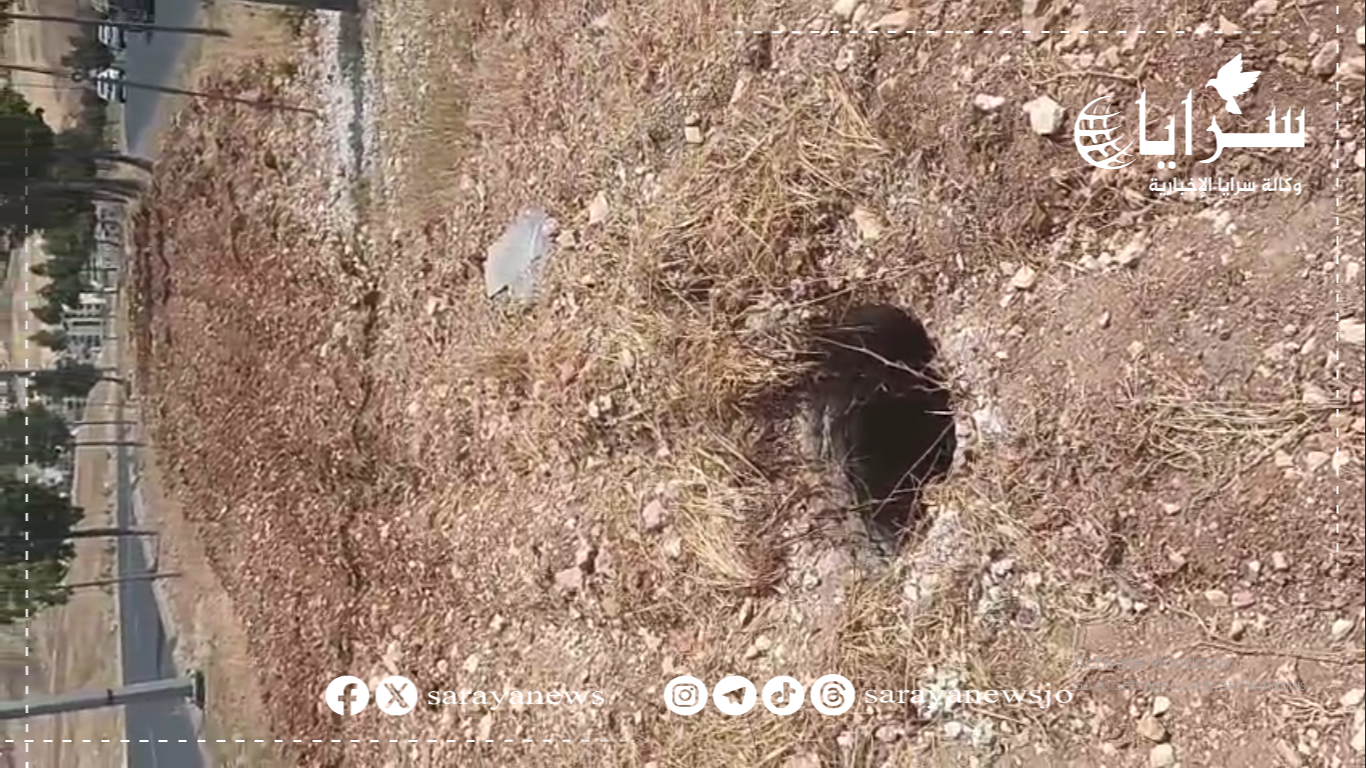 بالفيديو  ..  منهل مكشوف يهدد سلامة المارة في شارع الحرية بعبدون 