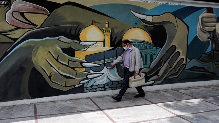 إيران ..  إجمالي الإصابات بفيروس كورونا يقترب من حاجز 100 ألف