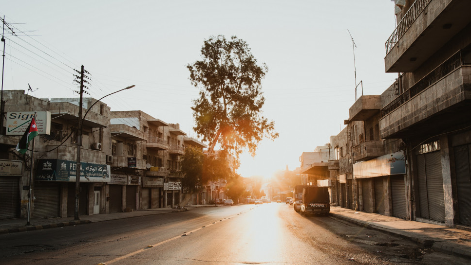 أجواء حارة نسبياً في أغلب المناطق اليوم 