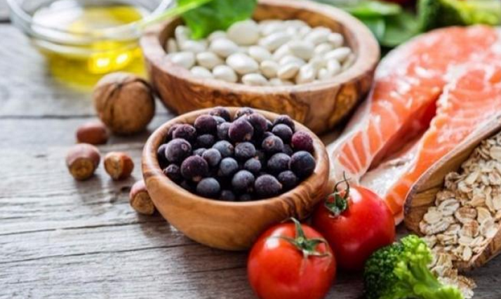 10 أطعمة تخفض الكوليسترول الضار