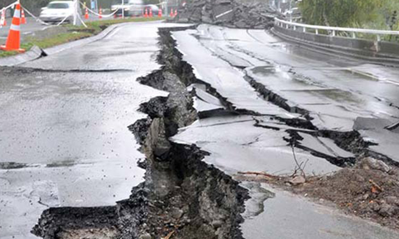 زلزال بقوة 6.4 درجة يضرب إندونيسيا