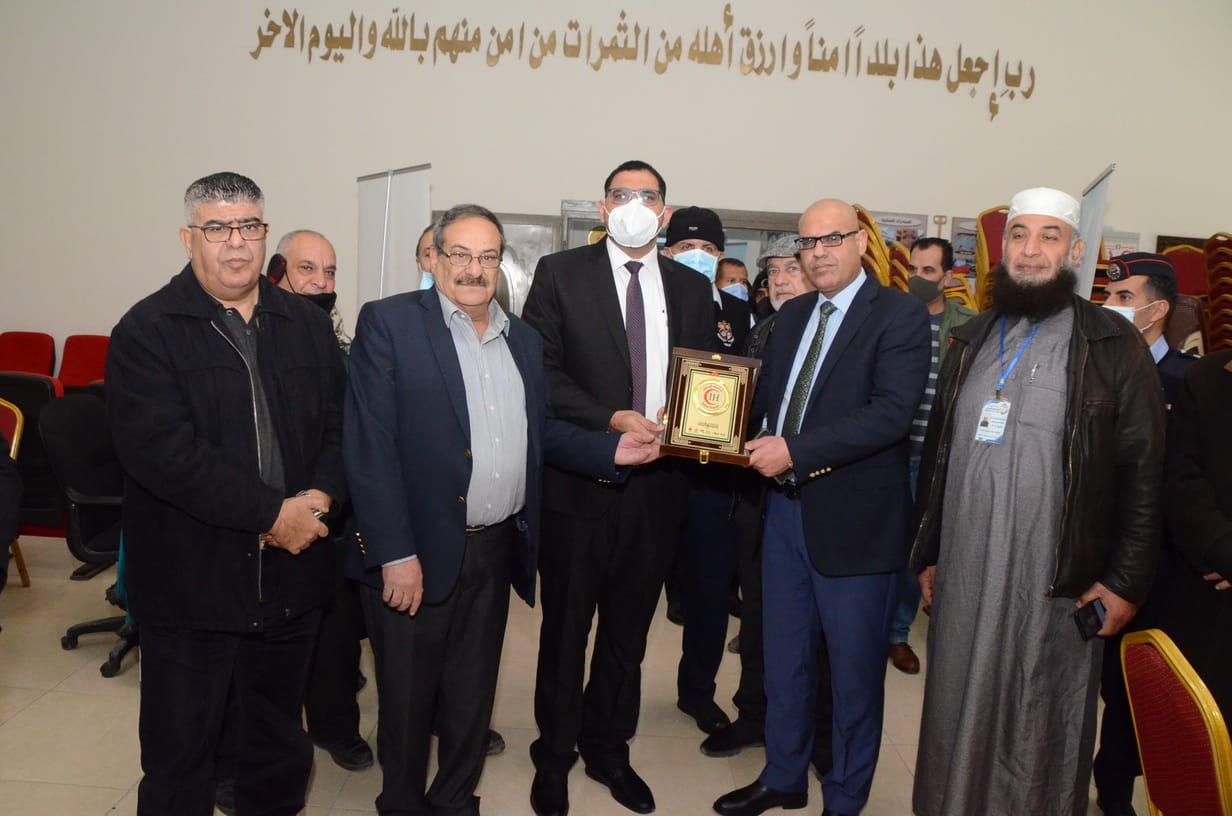 بالصور ..  مستشفى الاستقلال يقيم يوما طبيا مجانيا بمناسبة عيد ميلاد جلالة الملك 
