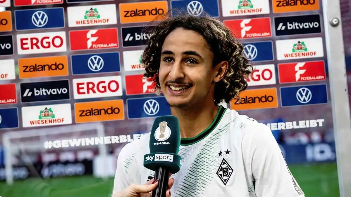 جوهرة مغربية تفجر صراعا بين ريال مدريد وبرشلونة 