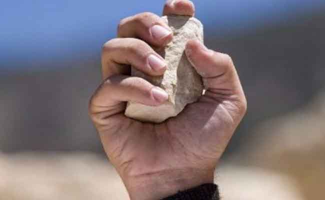 حادثة مروعة  .. طالب ينهي حياة صديقه بقذفه بـ"حجر " على رأسه بداعي المزاح في مصر 
