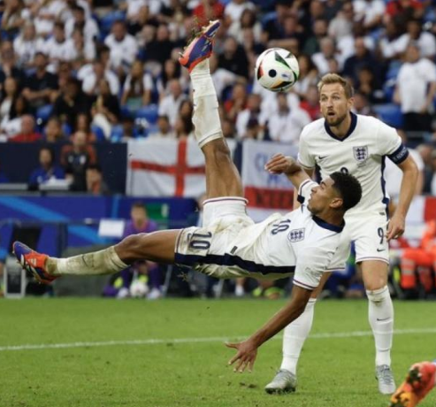 مقصية بيلنجهام تنجي انجلترا من إقصاء مفاجئ