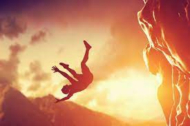 تفسير حلم السقوط في المنام لابن سيرين