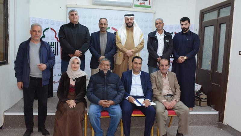 الشاعران الخالدي والعنزي يتغنيان بالأردن وترابه في "بيت الشعر بالمفرق