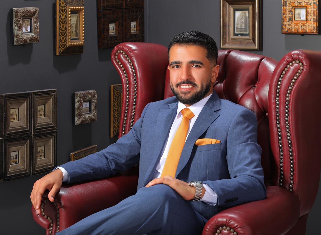  حمزة المرايات ..  مبارك التخرج 