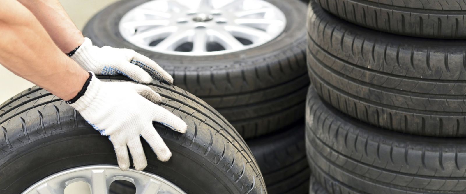 كيف تطيل عمر إطارات سيارتك؟