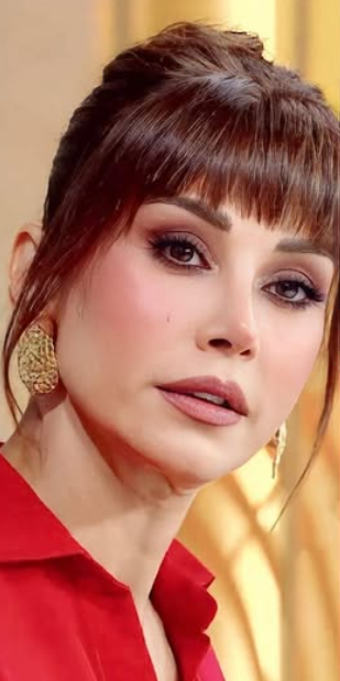 كاريس بشار بجمال مستوحى من الثمانينيات في مسلسل بخمس أرواح