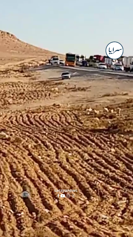 انسكاب زيوت يتسبب بتدهور وانزلاق عدة مركبات على طريق المفرق - الزرقاء  ..  فيديو 