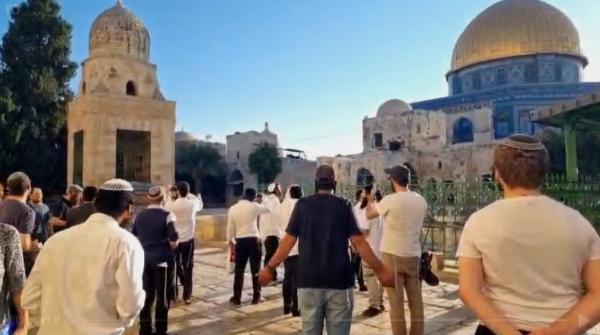 مستوطنون يقتحمون المسجد الأقصى تزامنا مع ما يسمى "ذكرى خراب الهيكل"