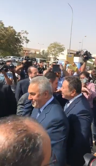  بالفيديو  ..  وفد اقتصادي سوري يصل الى حدود جابر   ..  "تفاصيل"