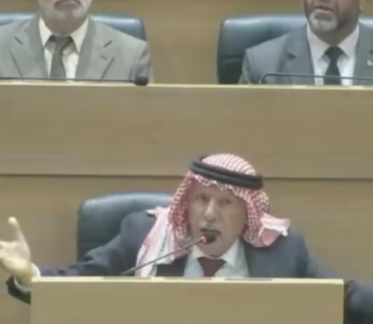 النائب العرموطي يعترض على إجراءات قضية الرياطي تحت القبة ..  ورئيس النواب: الحكومة ليست طرفًا في القضية