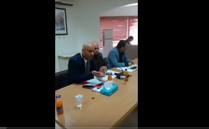 بالفيديو  ..  رئيس بلدية الزرقاء يتهم وزير البلديات بتعطيل مسيرة المجلس البلدي ويسعى لإفشاله 