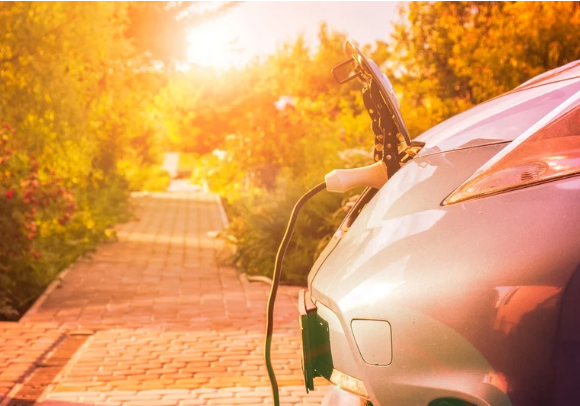 هل يمكن أن ترتفع حرارة السيارات الكهربائية؟