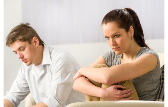 كيف تتصرفين لو اكتشفت خيانة زوجك؟